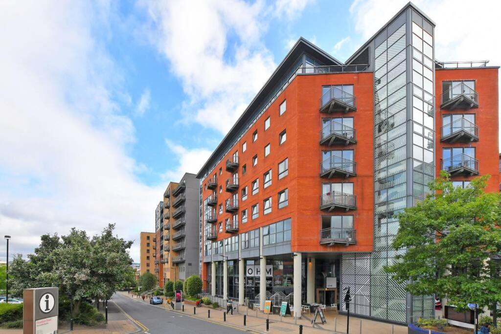 Modern, City Centre, Studio Apartment With Free Wifi, Gym Access, Netflix - West One Sheffield Zewnętrze zdjęcie